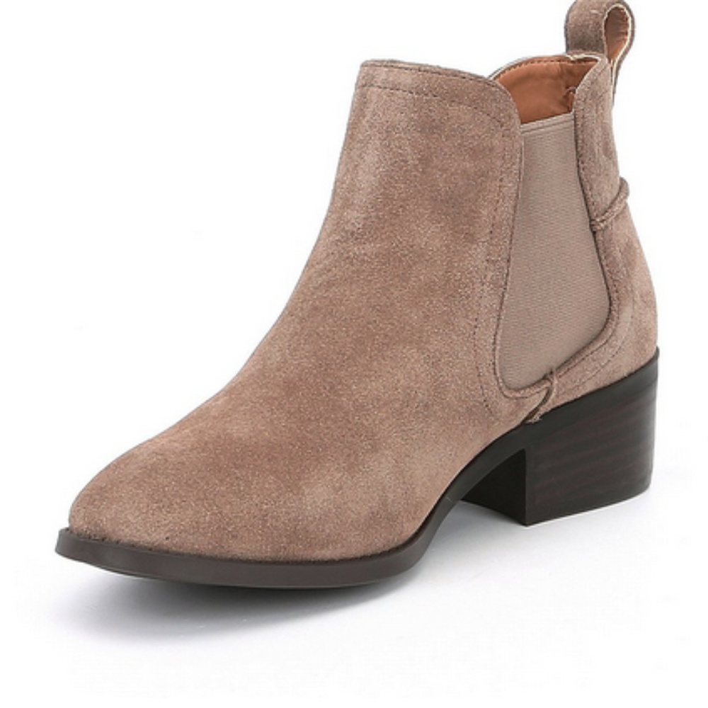 LAST ONE‼️ STEVE MADDEN Suede Ankle Booties - Picture 5 of 7